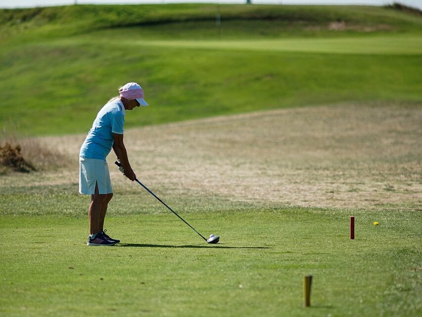 Idées Cadeaux de Fête des Mères pour maman golfeuse