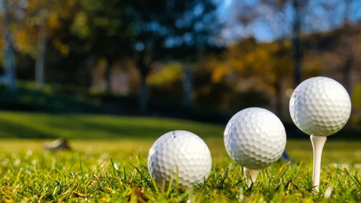 Quelles sont les meilleures balles de golf ? Top 5 de nos experts.