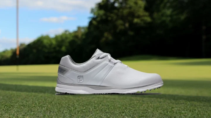 Le rôle essentiel des chaussures de golf pour le confort et la performance