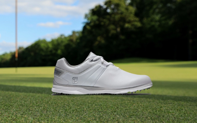 Le rôle essentiel des chaussures de golf pour le confort et la performance