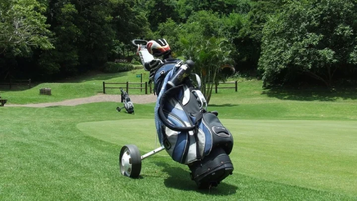 Quels sont les modèles de sacs pour chariot de golf les plus durables ?